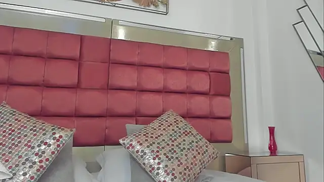 Snapshot of BonnieCute_ chatting on October 2025 11:38:01 PM BonnieCute online show from October 2025 11:38:01 PM