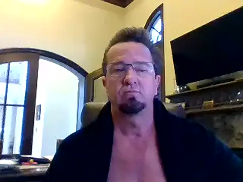 sluttydylan online show from February 2025 08:00:01 PM
