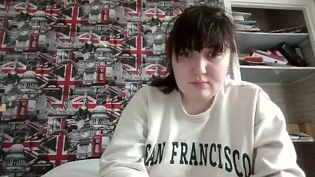 Lynylou online show from October 2025 08:55:02 AM