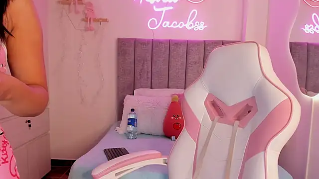 Snapshot of jacobss_gh chatting on October 2025 09:20:01 PM jacobss gh online show from October 2025 09:20:01 PM