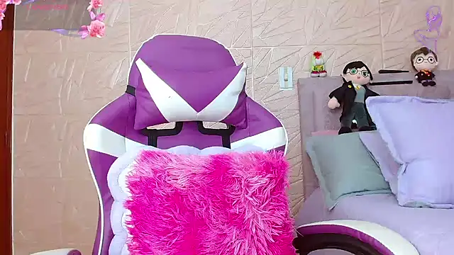 Snapshot of kendallsweet7 chatting on October 2025 07:45:02 PM kendallsweet7 online show from October 2025 07:45:02 PM