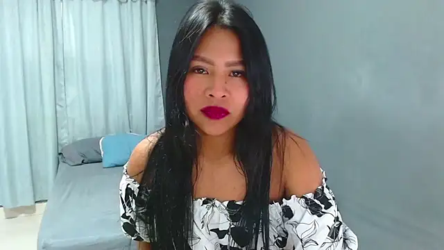 Snapshot of Aria_morgan1 chatting on December 2024 07:01:02 PM Aria morgan1 online show from December 2024 07:01:02 PM