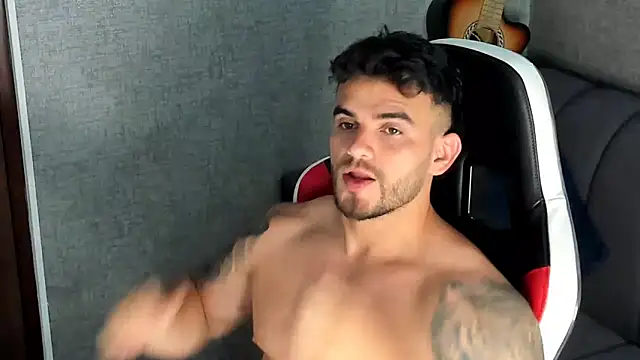 Snapshot of Ricardogo19 chatting on September 2025 03:06:01 PM Ricardogo19 online show from September 2025 03:06:01 PM