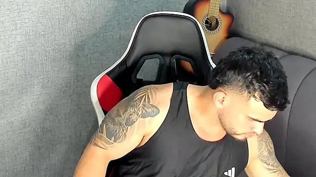 Snapshot of Ricardogo19 chatting on November 2025 07:46:02 PM Ricardogo19 online show from November 2025 07:46:02 PM