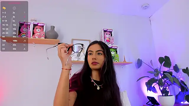 emily bank online show from October 2025 07:57:02 PM