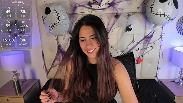 Snapshot of Agatha_Vixen chatting on October 2025 06:56:01 PM Agatha Vixen online show from October 2025 06:56:01 PM