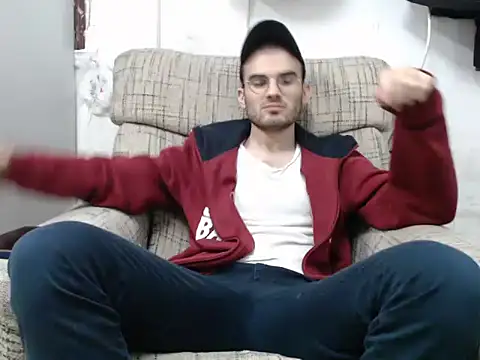 Snapshot of erikamavrik chatting on December 2024 01:27:02 PM erikamavrik online show from December 2024 01:27:02 PM