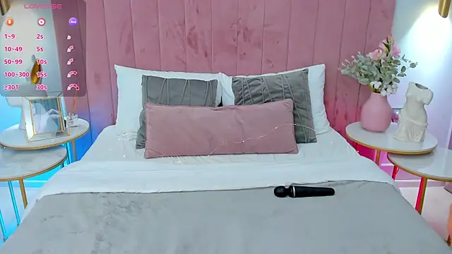 Snapshot of AlishaBel chatting on October 2025 05:26:02 AM AlishaBel online show from October 2025 05:26:02 AM