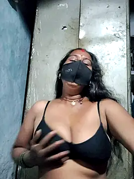 Snapshot of Hey_Ziya chatting on October 2025 10:40:02 PM Hey Ziya online show from October 2025 10:40:02 PM