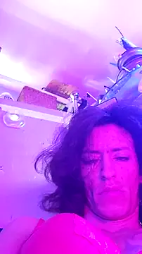 gurlnips online show from September 2025 08:31:02 PM