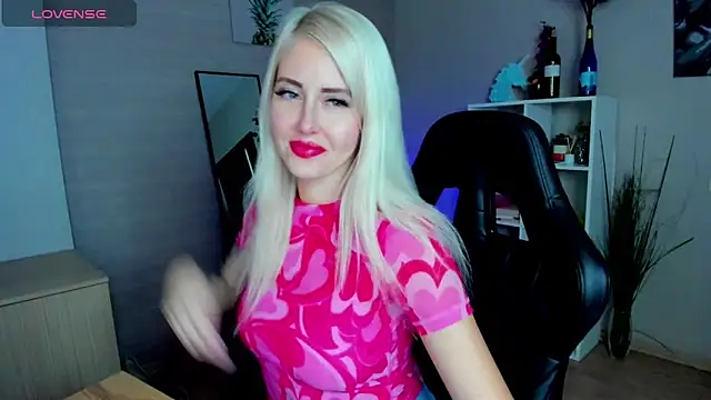 Snapshot of Mermaid_N chatting on October 2025 01:31:02 AM Mermaid N online show from October 2025 01:31:02 AM