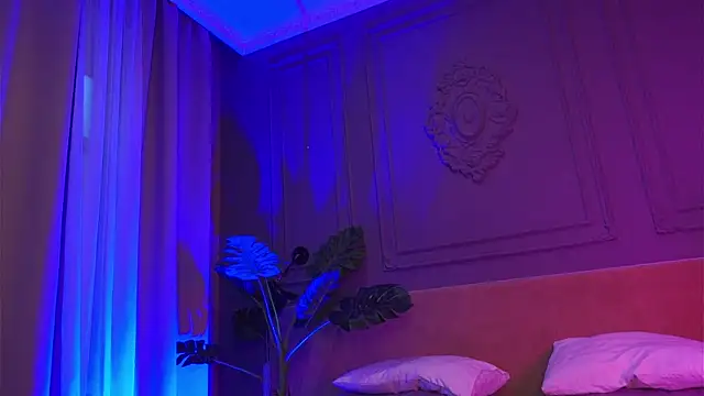 Snapshot of Liv_Fay chatting on October 2025 03:10:01 PM Liv Fay online show from October 2025 03:10:01 PM