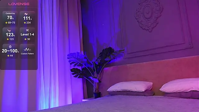 Snapshot of Liv_Fay chatting on November 2025 03:12:01 PM Liv Fay online show from November 2025 03:12:01 PM