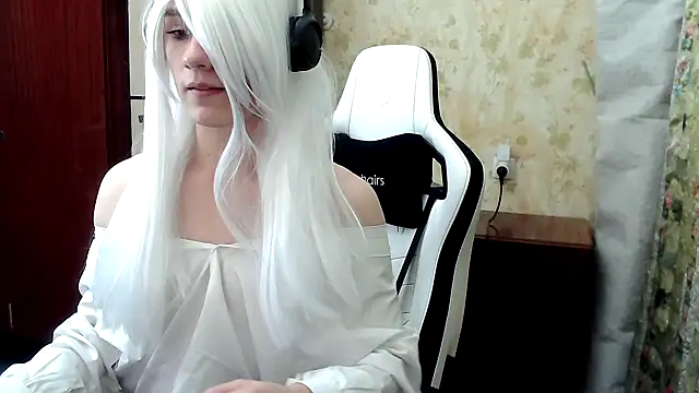 Snapshot of HilmarZ chatting on October 2025 06:07:02 PM HilmarZ online show from October 2025 06:07:02 PM