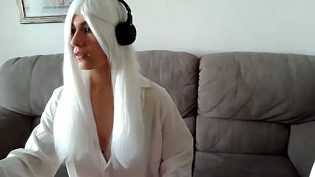 Snapshot of HilmarZ chatting on October 2025 11:33:02 AM HilmarZ online show from October 2025 11:33:02 AM