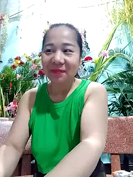 Snapshot of Queen_18200 chatting on January 2025 01:15:01 AM Queen 18200 online show from January 2025 01:15:01 AM