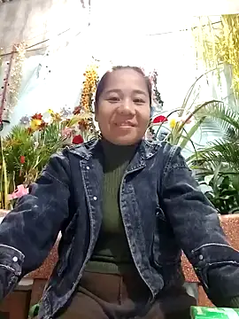 Snapshot of Queen_18200 chatting on January 2025 10:22:02 AM Queen 18200 online show from January 2025 10:22:02 AM