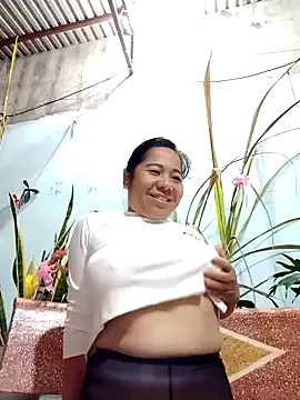 Snapshot of Queen_18200 chatting on February 2025 02:47:01 AM Queen 18200 online show from February 2025 02:47:01 AM