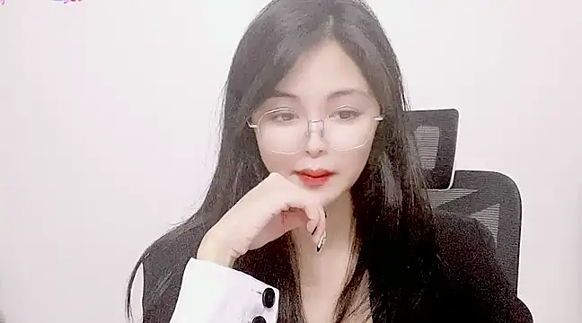 ---MIA--- online show from March 2025 01:40:01 PM