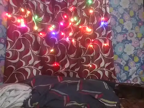 Snapshot of Bangingchick chatting on October 2025 04:01:02 AM Bangingchick online show from October 2025 04:01:02 AM