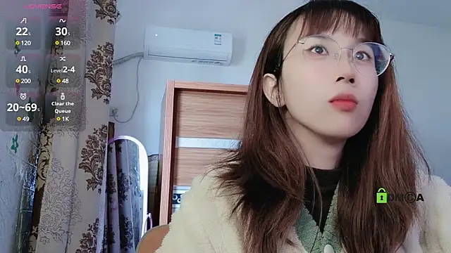 Lili 666 online show from December 2024 02:41:01 AM