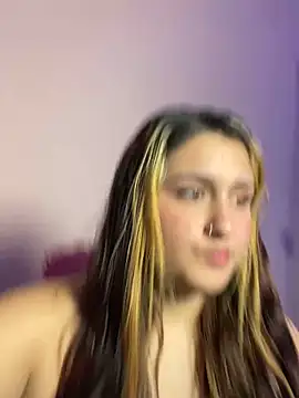 Snapshot of saray_gomez22 chatting on November 2025 09:58:01 PM saray gomez22 online show from November 2025 09:58:01 PM