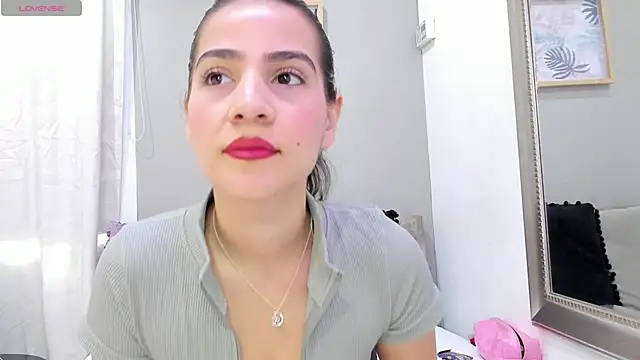 Snapshot of Miranda_doll_ chatting on October 2025 12:16:02 PM Miranda doll online show from October 2025 12:16:02 PM