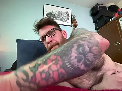 Snapshot of Tattooednakedguy chatting on January 2025 09:51:02 AM Tattooednakedguy online show from January 2025 09:51:02 AM