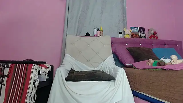 KeillyDiaz online show from December 2024 09:02:02 AM