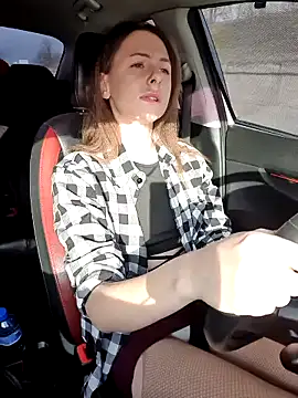 Snapshot of Marii_Ann chatting on February 2025 12:33:01 PM Marii Ann online show from February 2025 12:33:01 PM