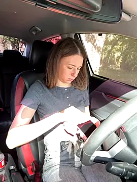 Snapshot of Marii_Ann chatting on September 2025 11:01:02 AM Marii Ann online show from September 2025 11:01:02 AM