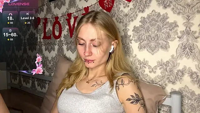 MarthaGees online show from October 2025 03:47:02 PM