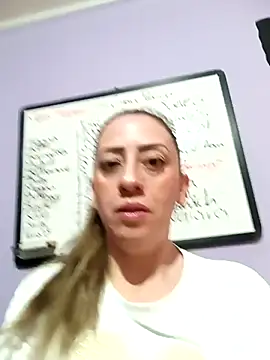 miss hanna07 online show from February 2025 12:01:02 PM