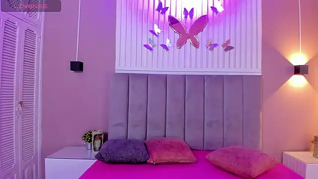 diosa cristal online show from January 2025 03:22:01 AM