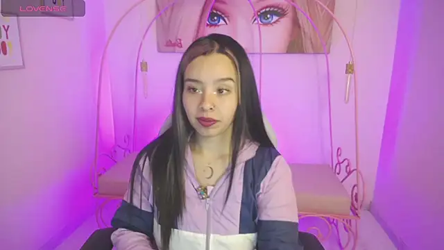 Mia Lopez  online show from December 2024 03:04:01 AM
