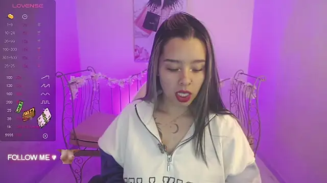 Mia Lopez  online show from January 2025 11:45:02 AM
