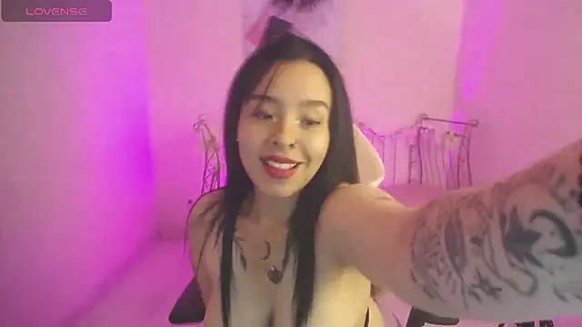 Mia Lopez  online show from February 2025 09:46:01 AM