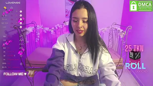 Mia Lopez  online show from March 2025 03:04:01 PM