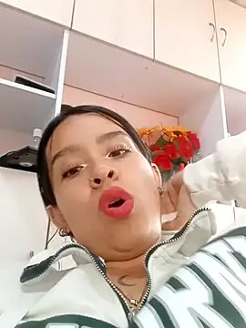 Mia Lopez  online show from September 2025 11:46:02 AM