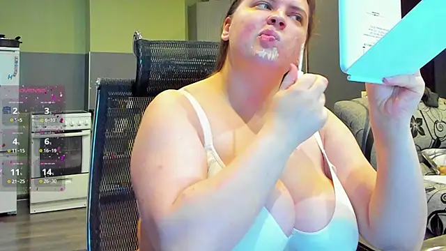 1lindsey1 online show from September 2025 04:40:02 AM