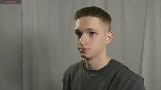 dustyn fox online show from December 2024 02:22:02 PM