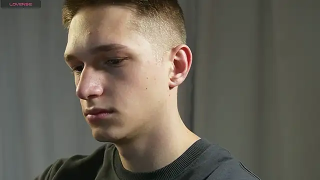 dustyn fox online show from December 2024 03:15:01 PM