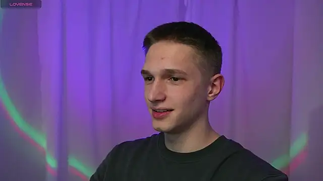 dustyn fox online show from December 2024 04:42:02 AM