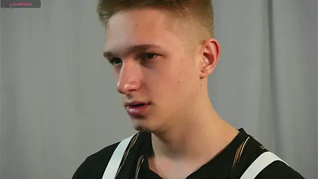 dustyn fox online show from January 2025 02:30:02 PM