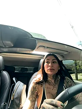 Iam Annii online show from October 2025 06:53:02 PM