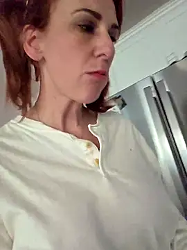 Snapshot of MissyRoulette chatting on September 2025 11:38:01 PM MissyRoulette online show from September 2025 11:38:01 PM