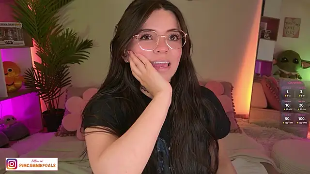 Snapshot of cammiefoalss chatting on October 2025 03:31:02 PM cammiefoalss online show from October 2025 03:31:02 PM