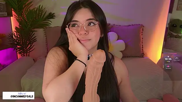 Snapshot of cammiefoalss chatting on October 2025 03:45:01 PM cammiefoalss online show from October 2025 03:45:01 PM