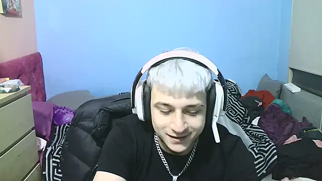 Nenejoven16- online show from February 2025 02:31:01 AM