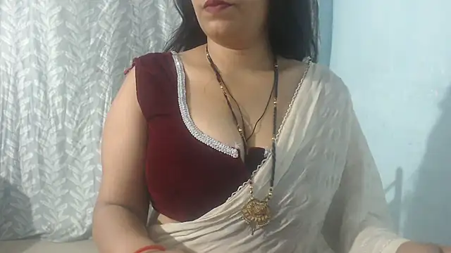 cute-priy online show from February 2025 10:46:01 AM